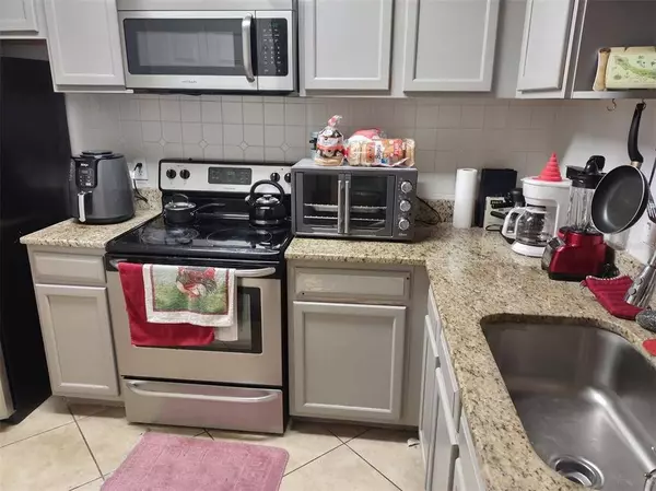 8837 LATREC AVE #5103, Orlando, FL 32819