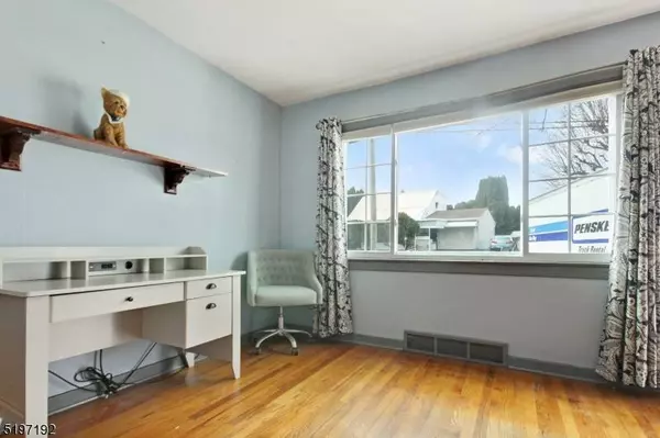 95 N Riverview Rd, Phillipsburg Town, NJ 08865