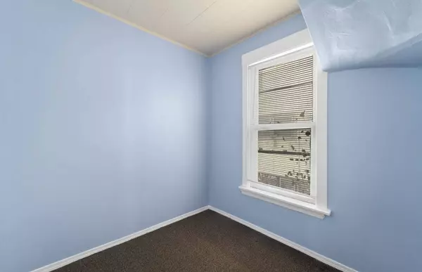 2140 N Laramie Avenue, Chicago, IL 60639