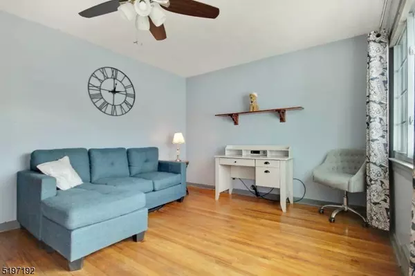 95 N Riverview Rd, Phillipsburg Town, NJ 08865