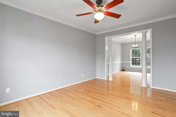 49 PEBBLE BEACH CIR, Charles Town, WV 25414