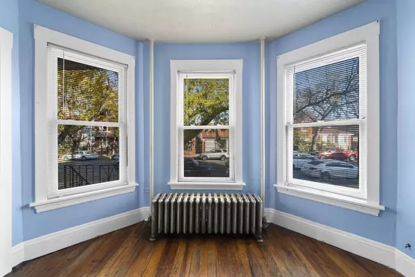 2140 N Laramie Avenue, Chicago, IL 60639