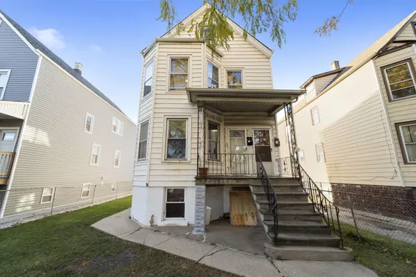 2140 N Laramie Avenue, Chicago, IL 60639