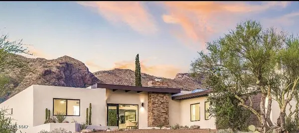 1521 E Thunderhead Drive, Tucson, AZ 85718