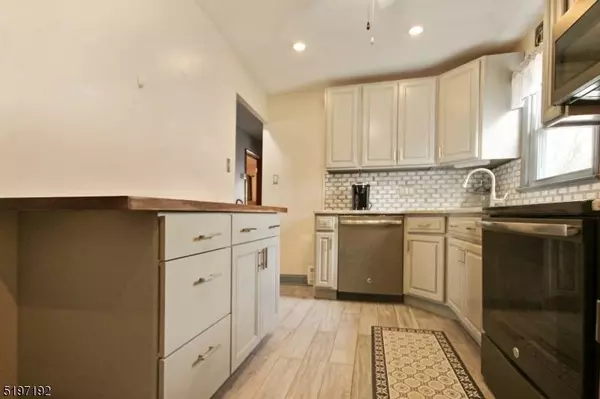 95 N Riverview Rd, Phillipsburg Town, NJ 08865