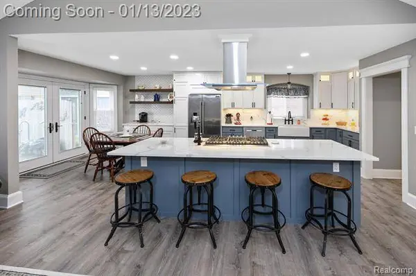 35432 SAINT CLAIR Drive, New Baltimore, MI 48047