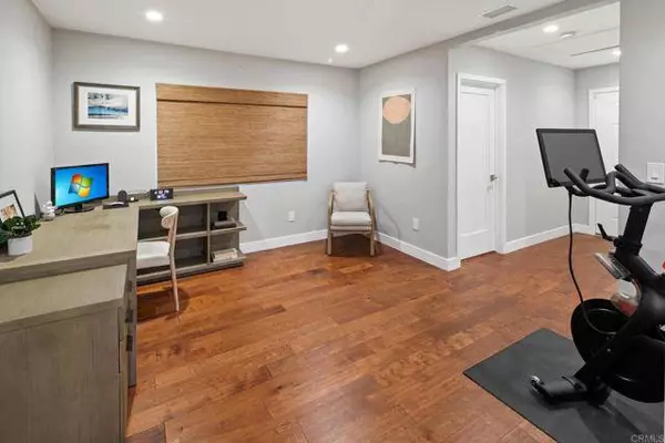 5206 Soledad Rd, San Diego, CA 92109