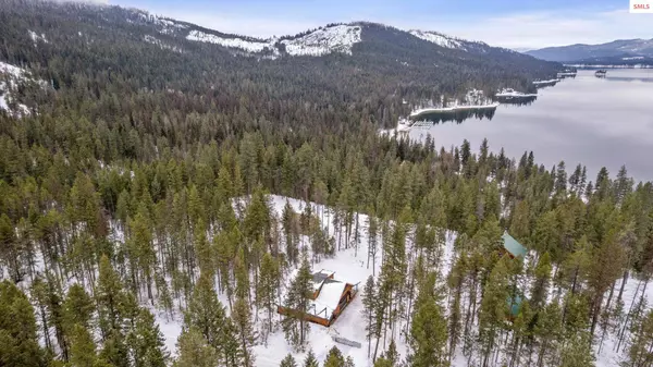 15128 Eastshore Rd, Coolin, ID 83821-6007