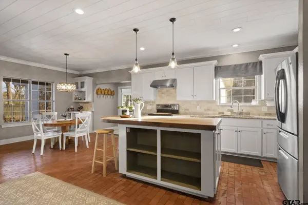 1116 CR 4420, Mt Pleasant, TX 75455