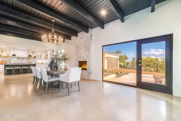 1521 E Thunderhead Drive, Tucson, AZ 85718