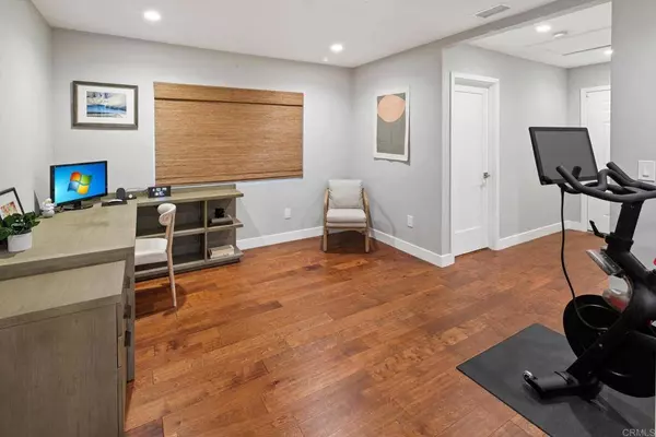 5206 Soledad Rd, San Diego, CA 92109