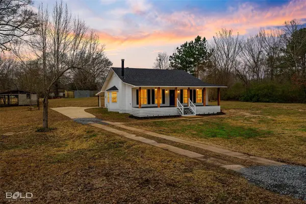 10186 Rabbit Ridge, Keithville, LA 71047