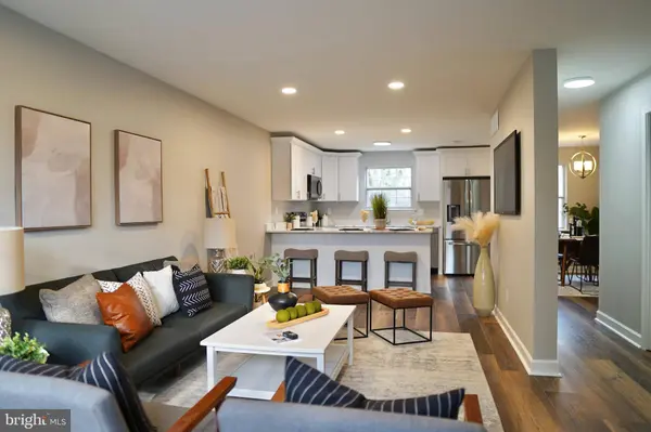 13 WATKINS GLEN CT, Cockeysville, MD 21030