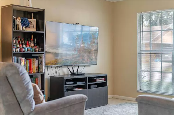 702 BRIARWOOD DR, Winter Springs, FL 32708