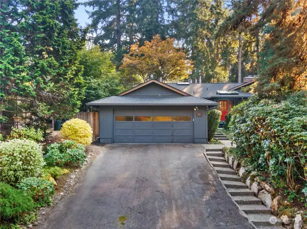 14417 NE 14th PL, Bellevue, WA 98007