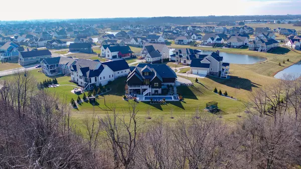 18551 Idlewind CT, Westfield, IN 46074