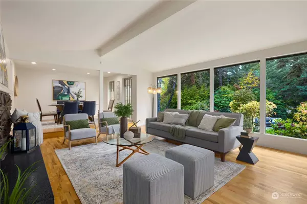 14417 NE 14th PL, Bellevue, WA 98007