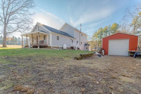 32 Filo Rd, Dudley, MA 01571