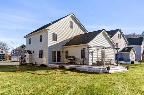 8 Comanche Circle #4, Haverhill, MA 01835