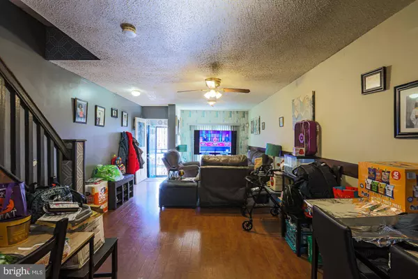 2638 E OLIVER ST E, Baltimore, MD 21213