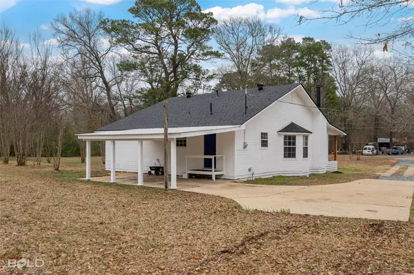 10186 Rabbit Ridge, Keithville, LA 71047