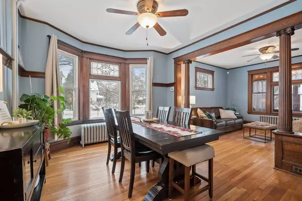 298 Baker ST E, Saint Paul, MN 55107