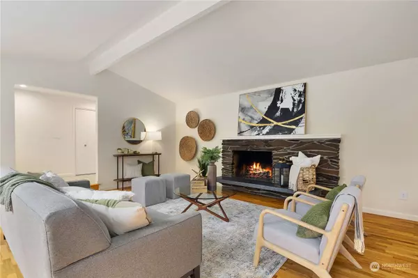 14417 NE 14th PL, Bellevue, WA 98007