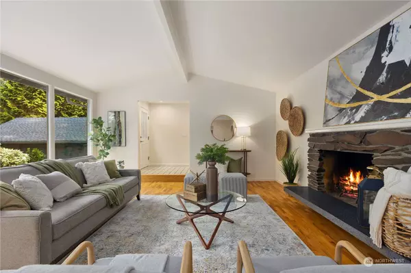 14417 NE 14th PL, Bellevue, WA 98007