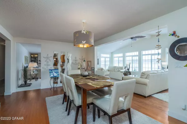 12943 MAPLE LAKE Drive SE, Mentor, MN 56736