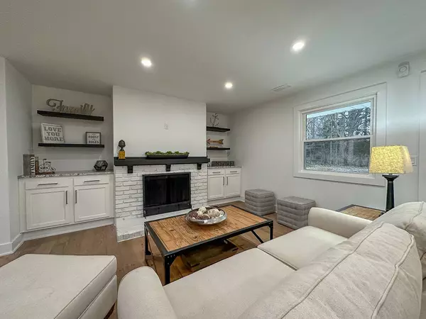 3336 Breckenridge DR, Indianapolis, IN 46228