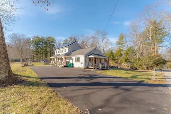 32 Filo Rd, Dudley, MA 01571