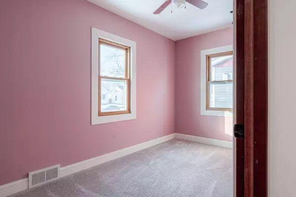 2537 17TH ST S, La Crosse, WI 54601