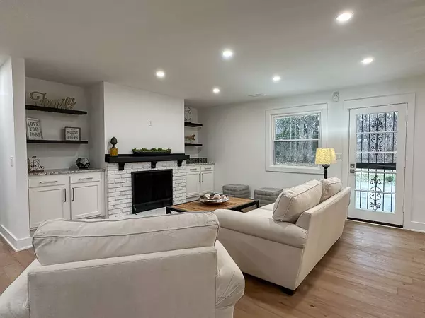 3336 Breckenridge DR, Indianapolis, IN 46228