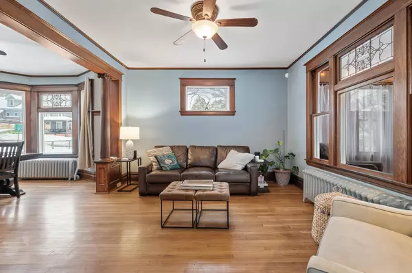 298 Baker ST E, Saint Paul, MN 55107