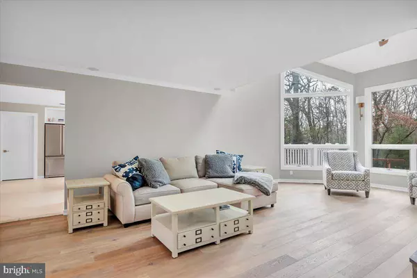 9 EDELWEISS LN, Voorhees, NJ 08043