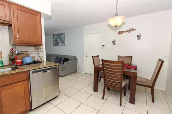 4515 THREE LAKES CIR, Orlando, FL 32808