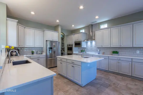 268 W KINGBIRD Drive, Chandler, AZ 85286