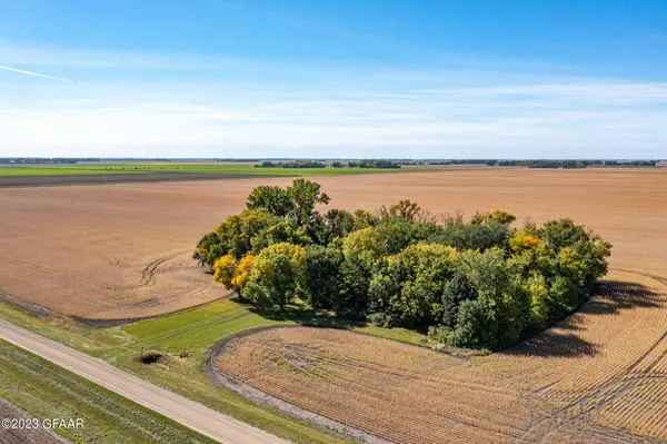 437 7TH Street NE, Reynolds, ND 58275