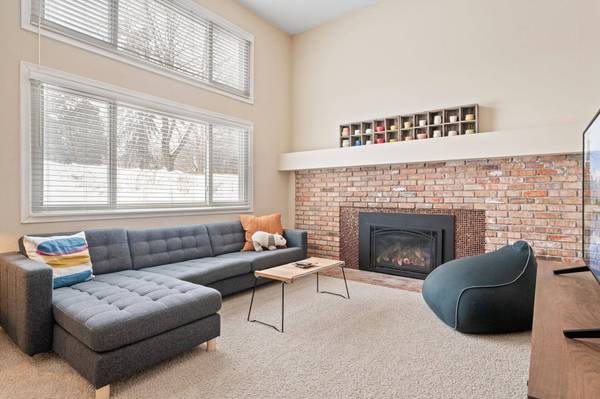 7205 W Franklin AVE, Saint Louis Park, MN 55426