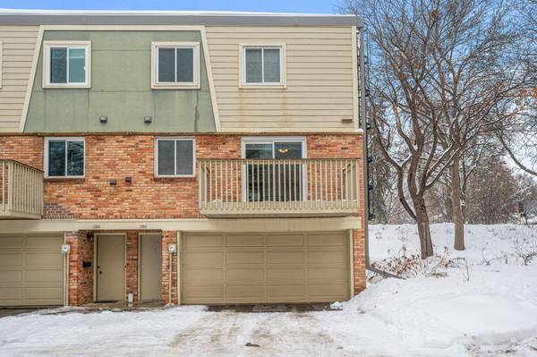 7205 W Franklin AVE, Saint Louis Park, MN 55426