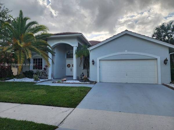 1272 Ginger Cir, Weston, FL 33326