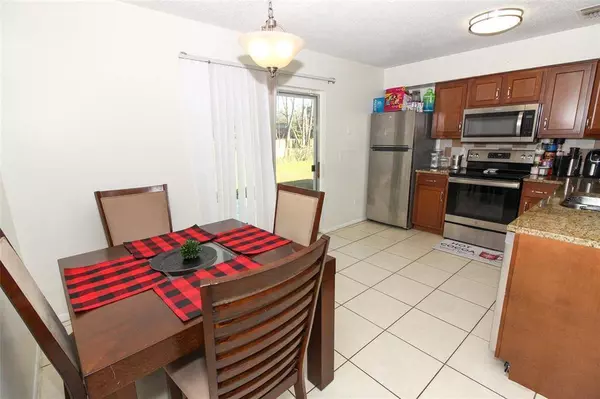 4515 THREE LAKES CIR, Orlando, FL 32808