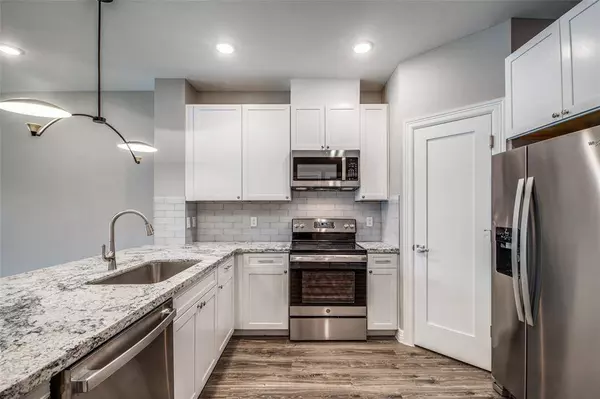 5262 Ella #104, Houston, TX 77018