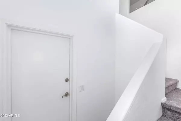 525 N MILLER Road #218, Scottsdale, AZ 85257