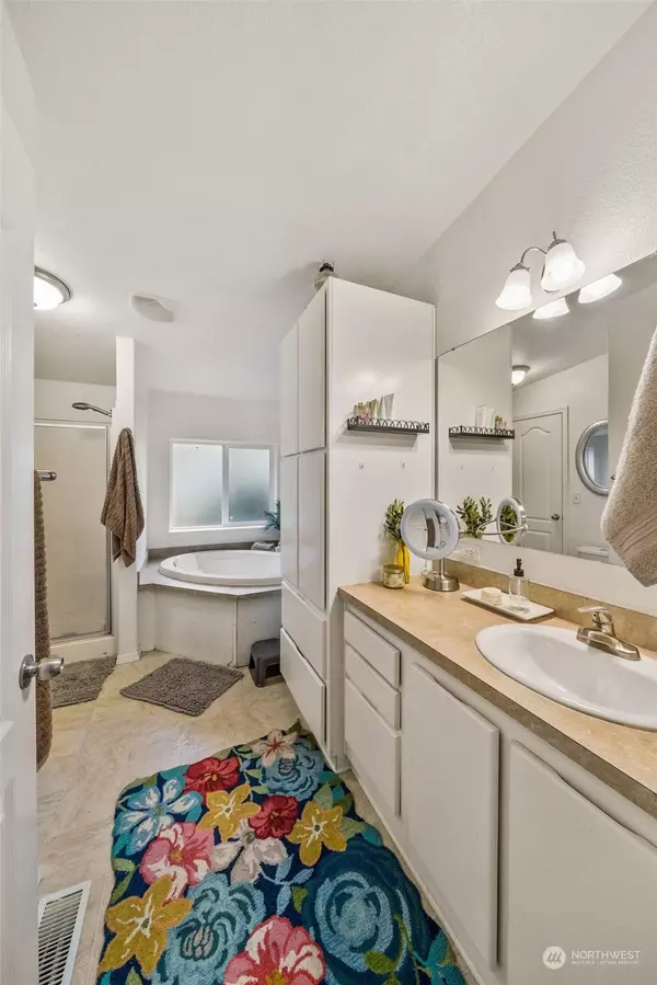 11531 Bona Vista CT SW, Olympia, WA 98512