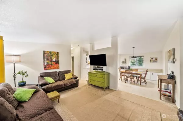 11531 Bona Vista CT SW, Olympia, WA 98512