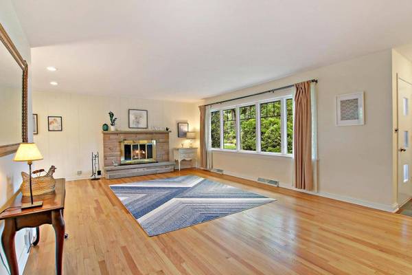 1416 Northwoods RD, Deerfield, IL 60015