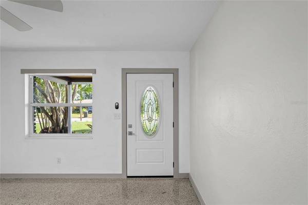 713 FREEMONT ST S, Gulfport, FL 33707