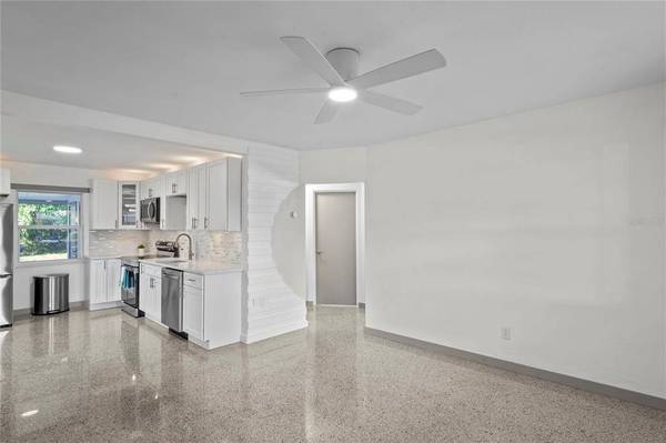 713 FREEMONT ST S, Gulfport, FL 33707