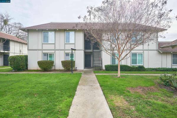 825 Oak Grove Rd 31, Concord, CA 94518